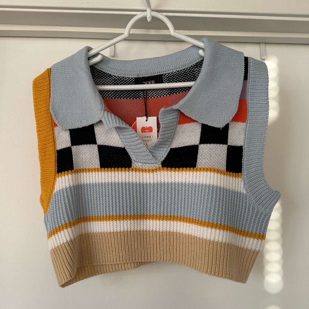 NWT - knit checkered crop top